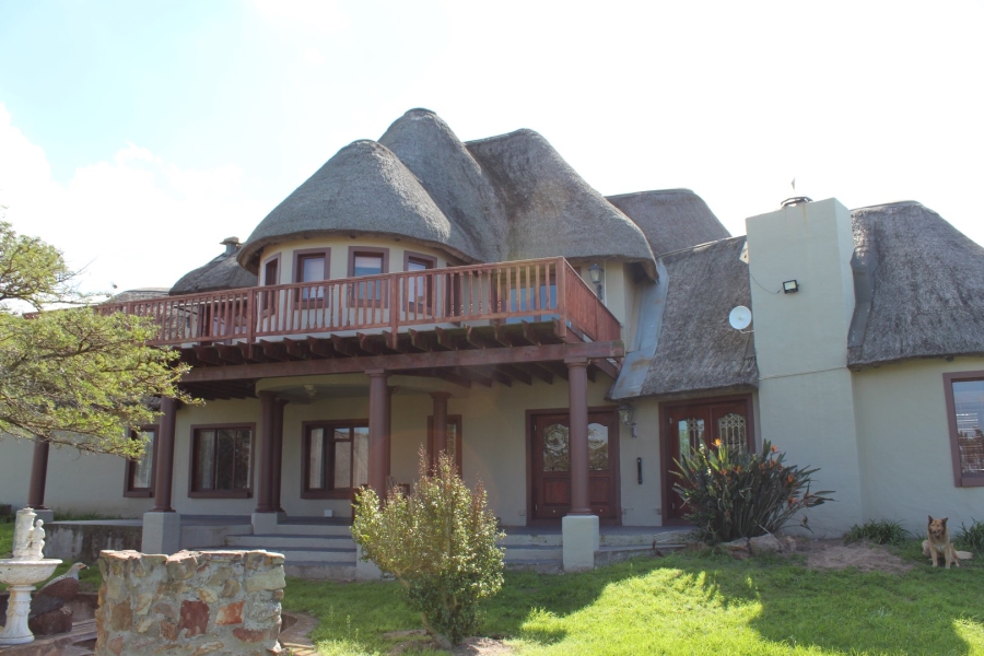 5 Bedroom Property for Sale in Bathurst Eastern Cape